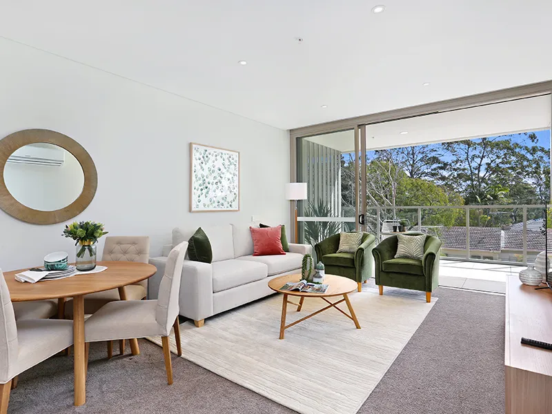 Newly refurbished with a leafy outlook and everything close by. #37 is a lovely 3-bed apartment on level 7 in Uniting Bowden Brae Village