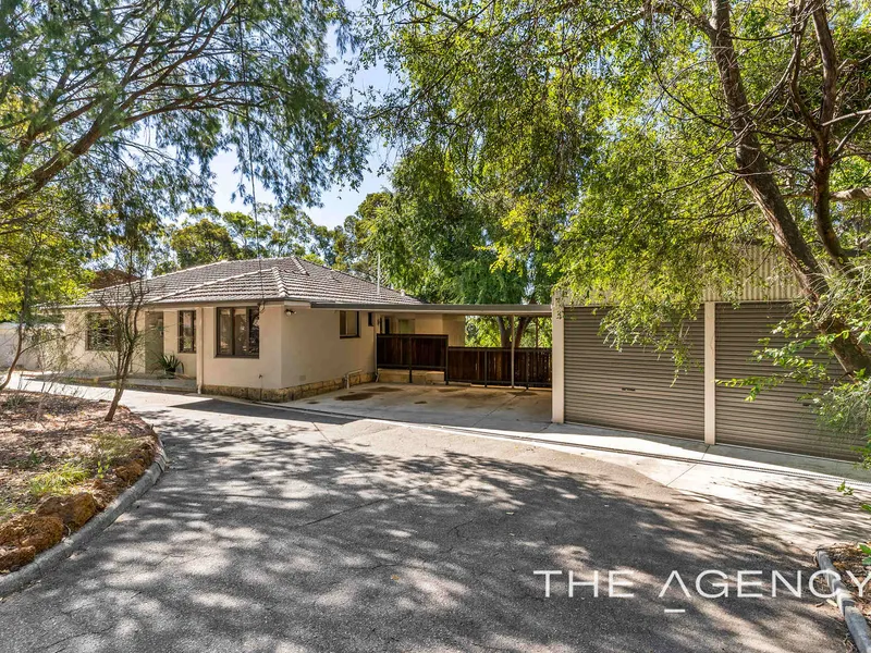 Tranquil Hideaway with Super Shed!