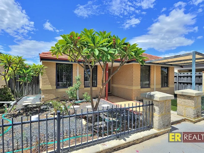 PERFECTLY POSITIONED PROPERTY!!!