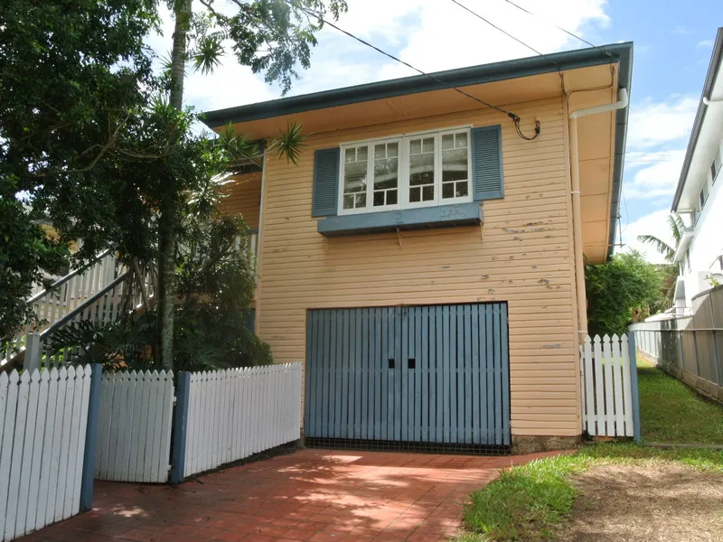 This family and pet friendly home has a lot to offer!