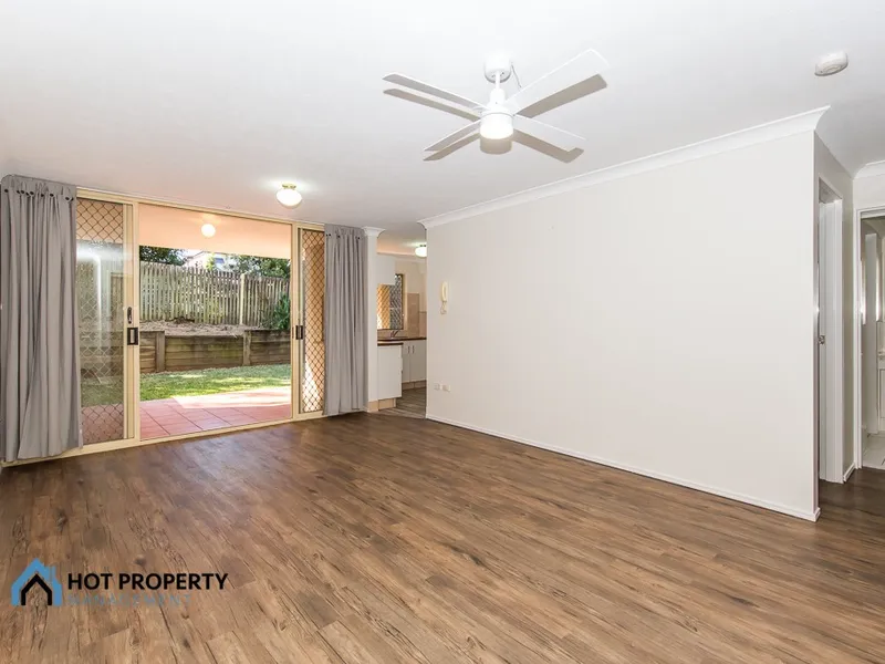 GROUND FLOOR WITH COURTYARD