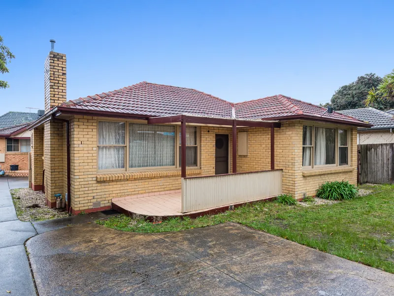 Fantastic Family Home in Glen Waverley Secondary Zone!