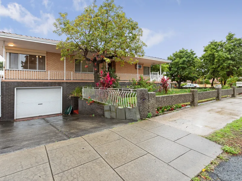 COMING SOON - ORIGINAL CLASSIC HOME IN TOP LOCATION!