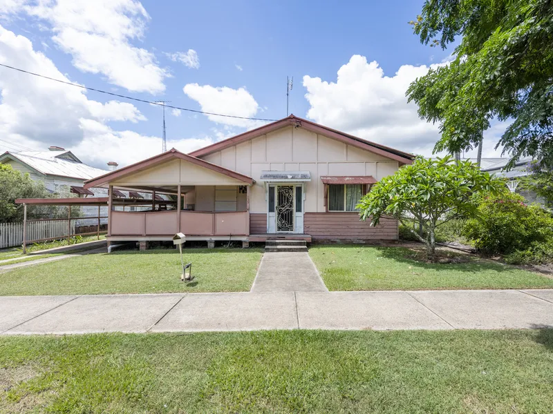 EXCITING POTENTIAL - 1158sqm DEVELOPMENT FRIENDLY