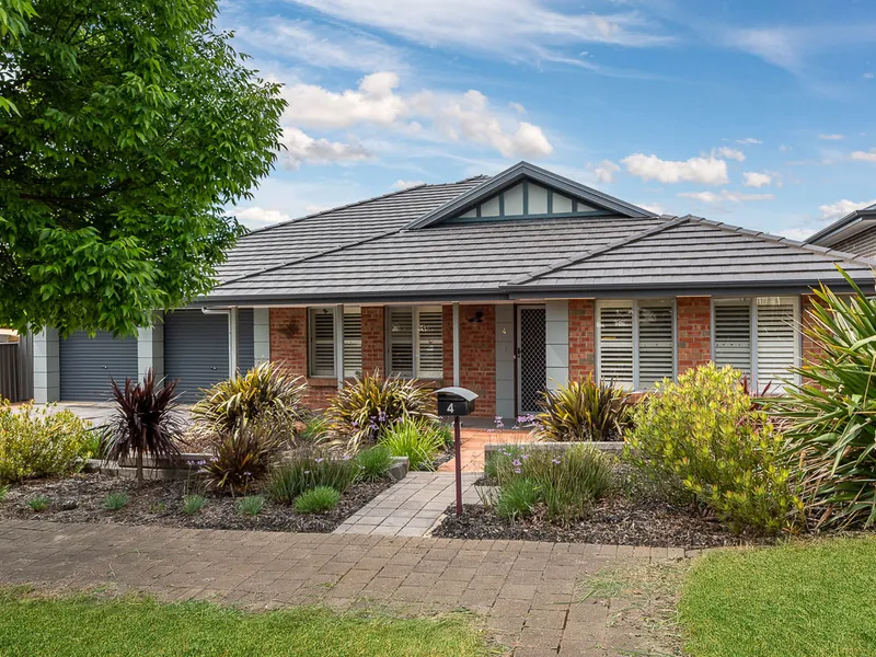 SPACIOUS FOUR BEDROOM FAMILY HOME WITH SEPARATE LIVING