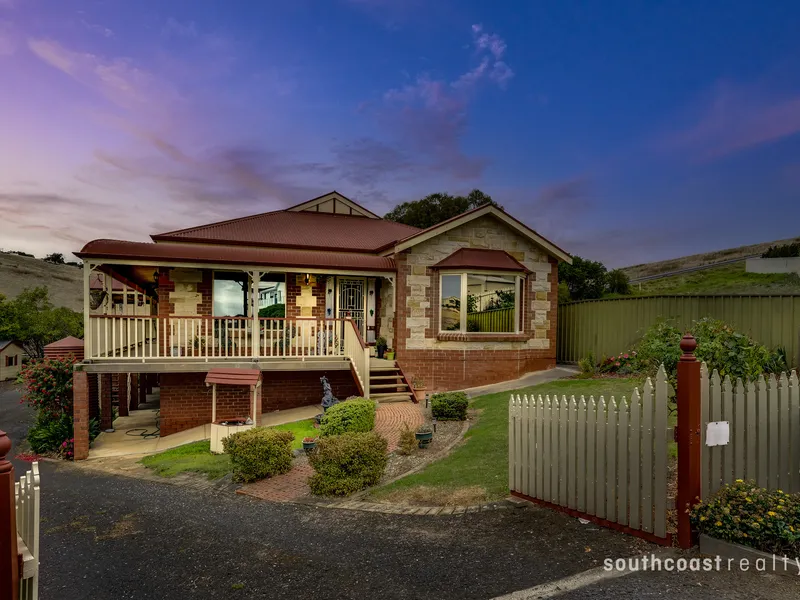 Fabulous Sea and Rural Vistas