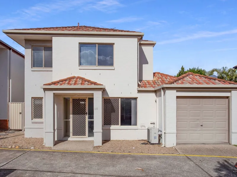 Ideal Rental Investment / Live In!