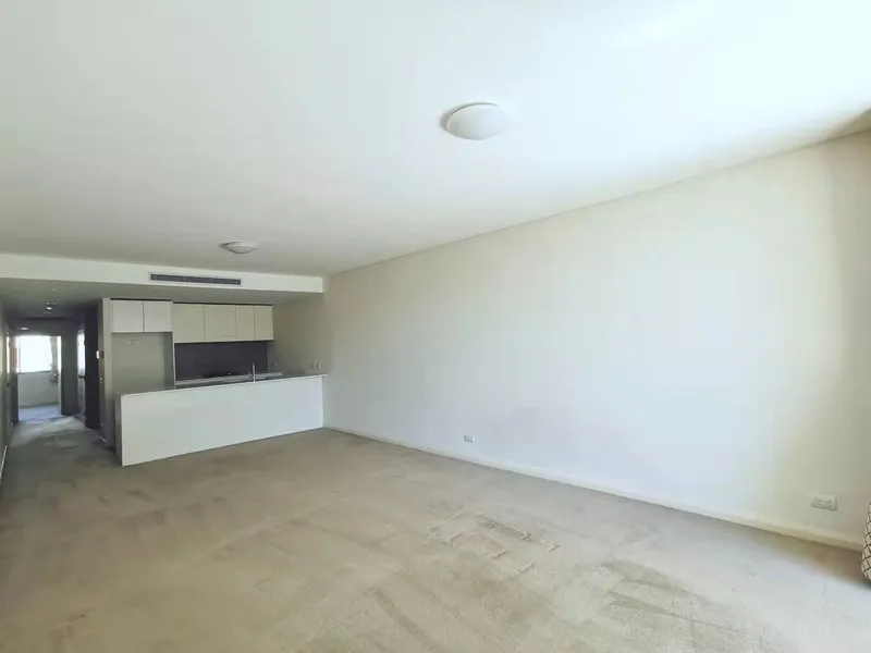 This spacious 2 Bedroom apartment situated in the Stromboli Strait.