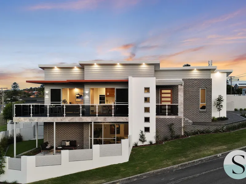 Brand spanking new, luxe end of the market, high end residence, 8 homes off the sand, North facing water views!