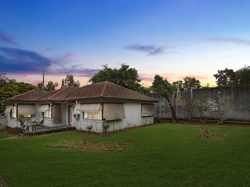 Original double-brick home commands a 790sqm block