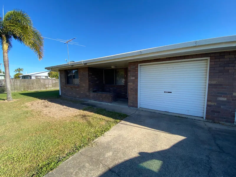 AIR-CONDITIONED DUPLEX WITH YARD