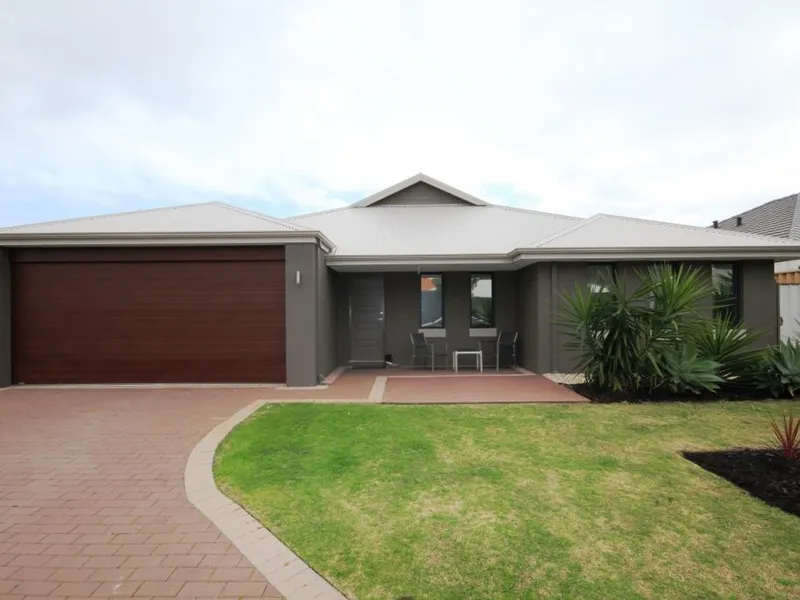 FAMILY HOME IN DALYELLUP 