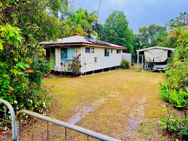 FAMILY HOME ONLY 5 MINUTES FROM CHILDERS