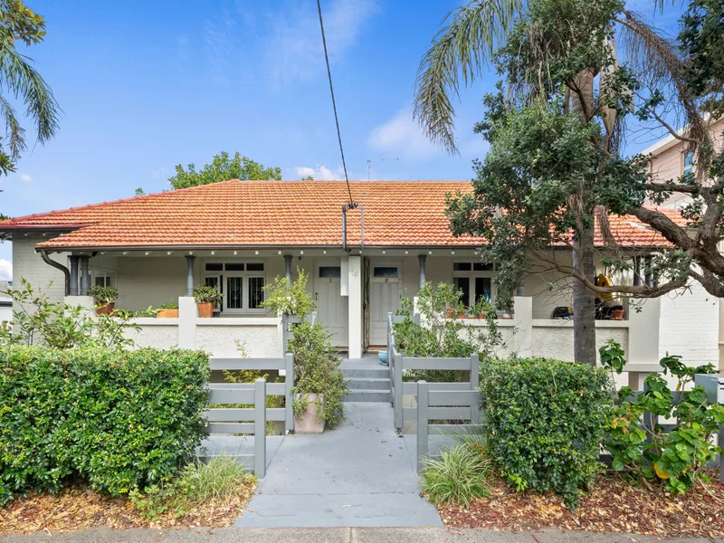 Three Bedroom Apartment With Private Balcony And Huge Shared Garden