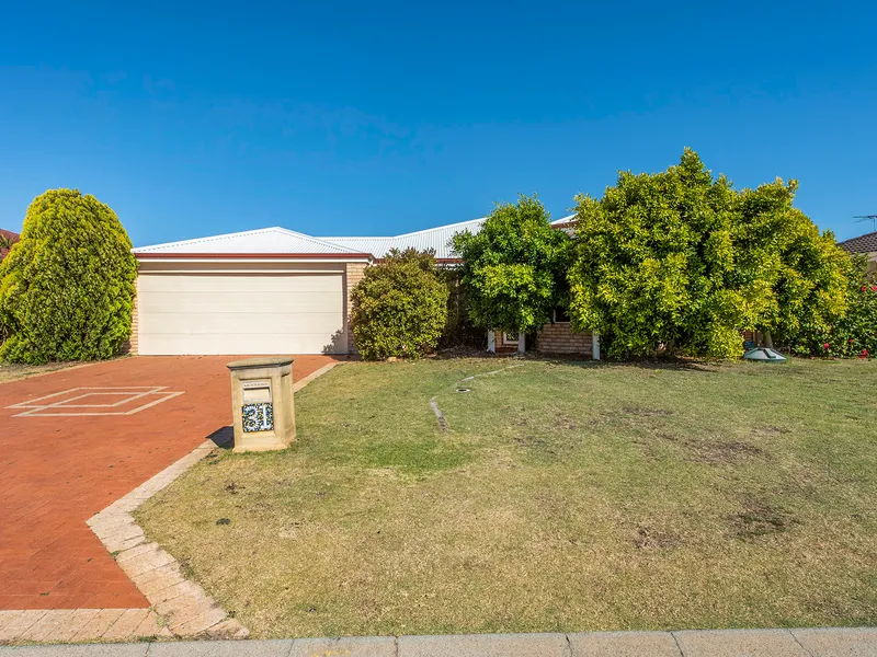 GREAT INVESTMENT OPPORTUNITY! 4X2 IN ST MICHEL ESTATE!