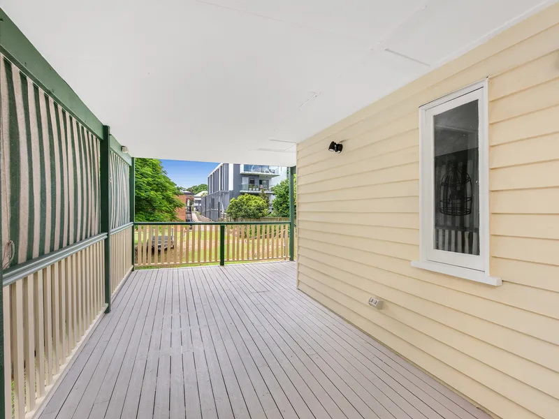 Renovated Clayfield Home