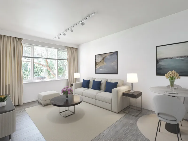 SUNLIT, SPOTLESS & SPACIOUS