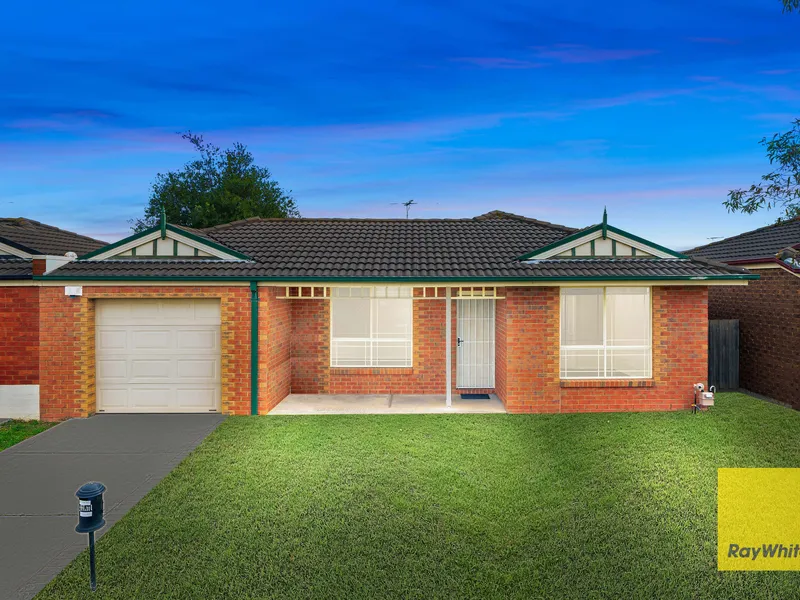 Amazing Opportunity for a Charming Family Home in a Prime Hoppers Crossing Location.