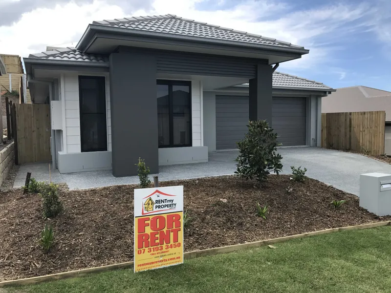 MODERN 4 BEDROOM FAMILY HOME!