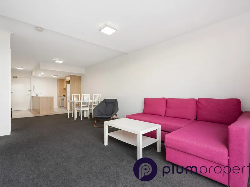 Modern living in Indooroopilly!