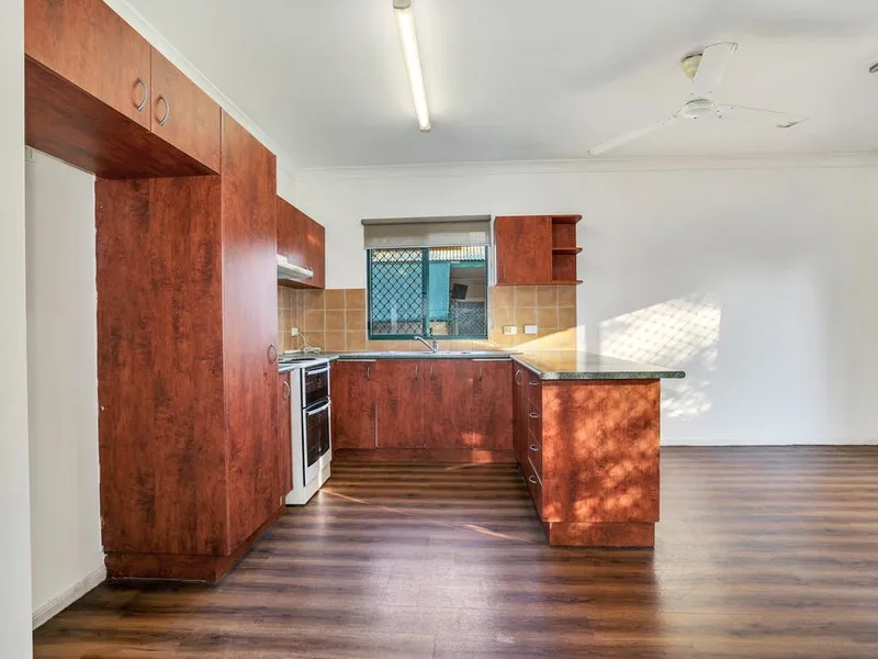 An exceptional value 4 Bedroom 2 Bathroom family home