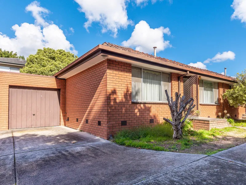 Spacious Villa Unit- A1 Location