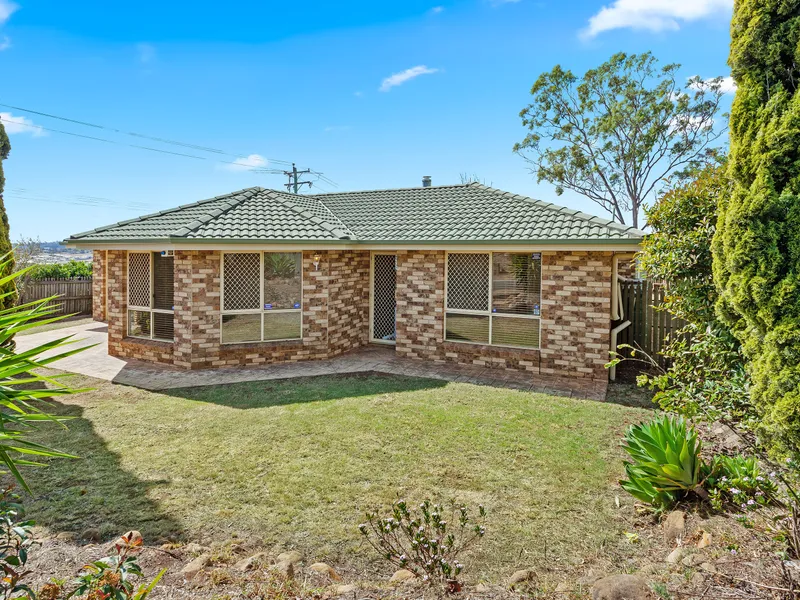 Under Contract by Raine &Horne Toowoomba Property