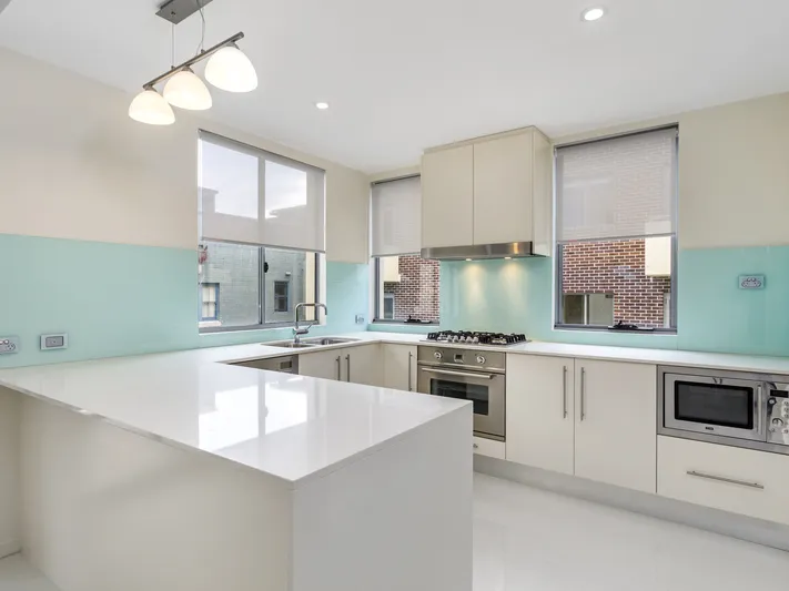 Deposit Taken - Luxury Three Bedroom Manly Apartment 