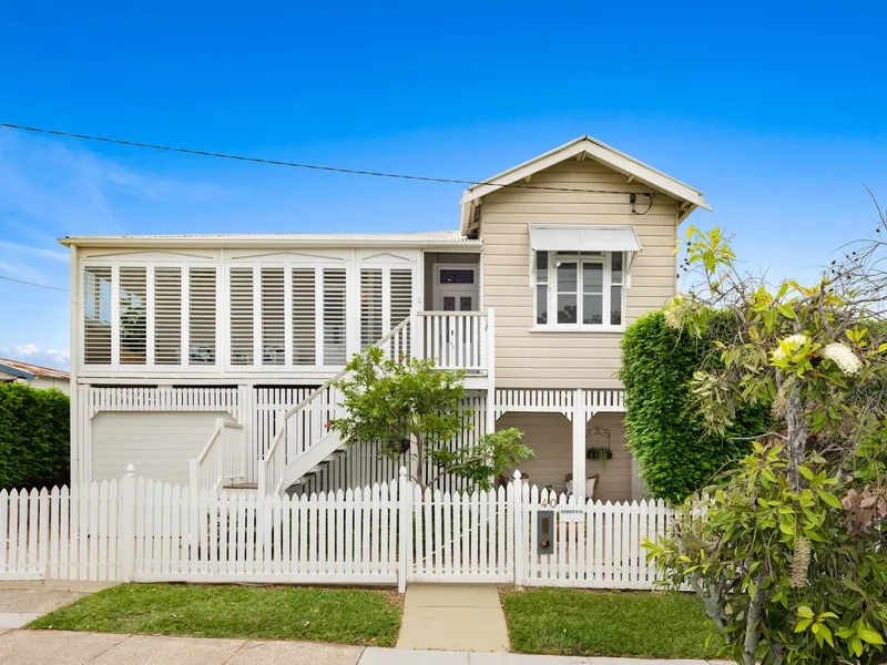 Dual living charm in the perfect family location