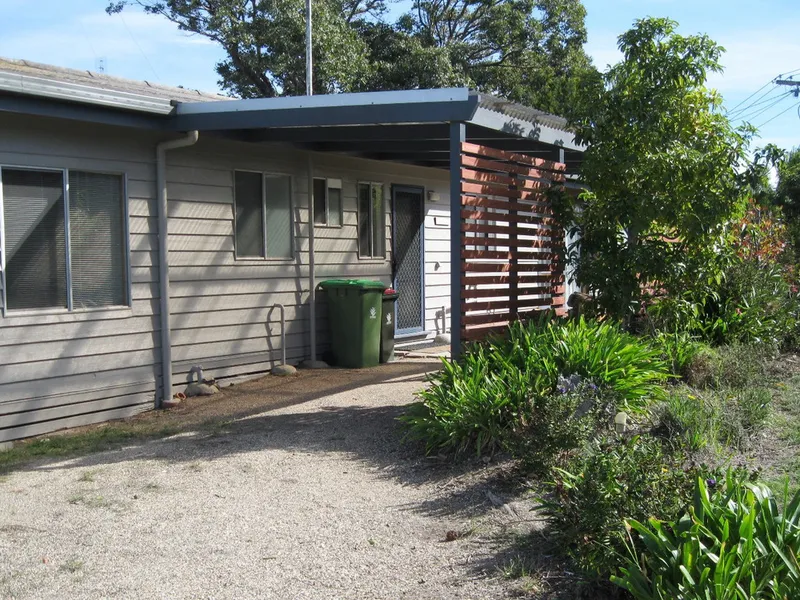 Convenient Metung living