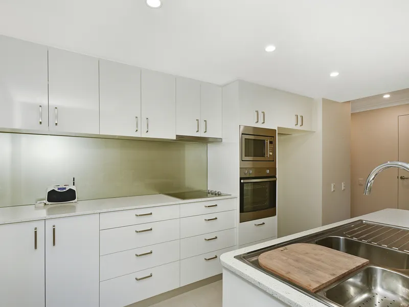 Be quick or you will miss out on this modern ground floor apartment
