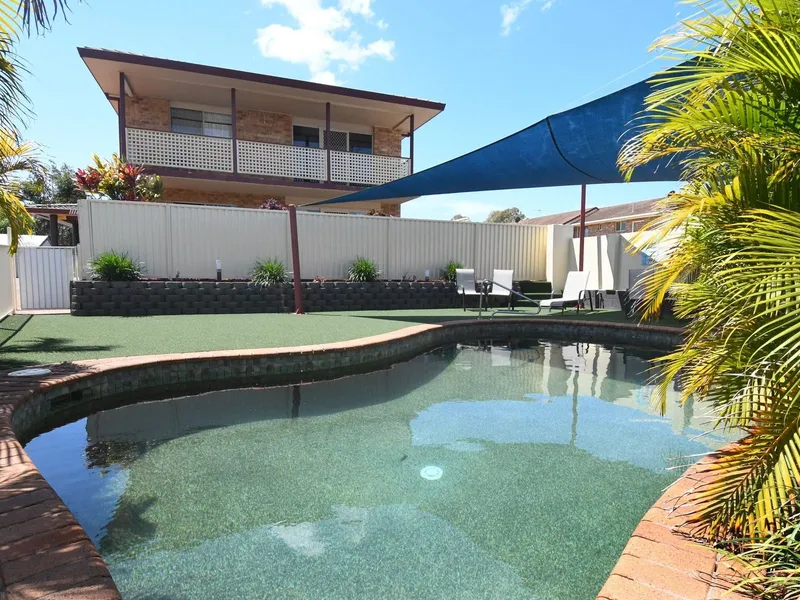 Fully Furnished 4 Bedroom Apartment Available