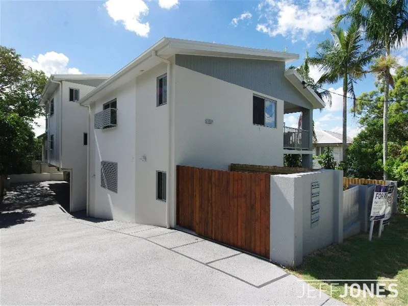 Modern, Immaculate & Move-in Ready!