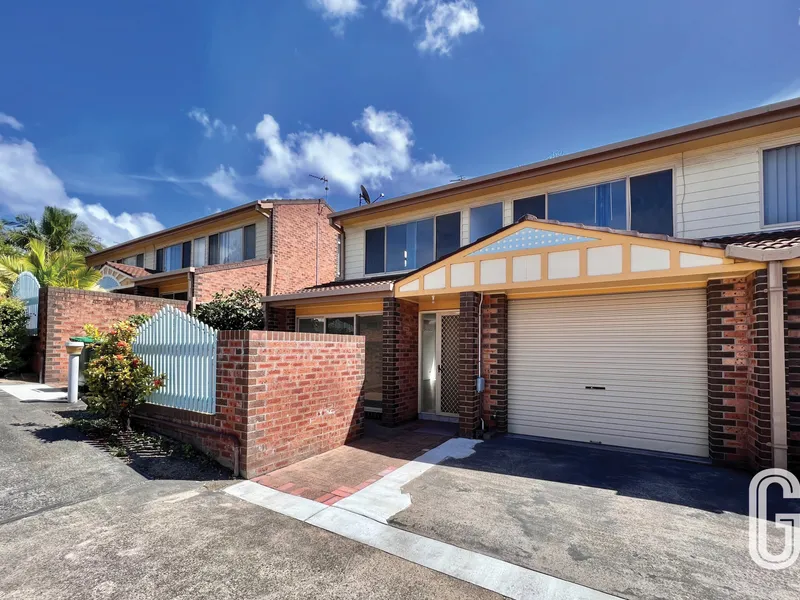 Freshly Updated Townhouse in Ideal Location