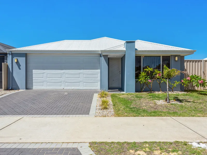 Well appointed home in great location!