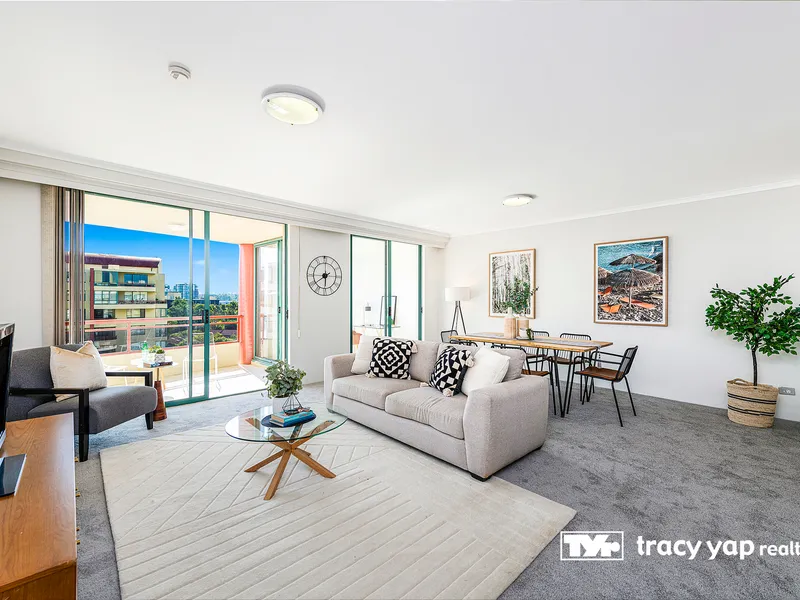 Spacious (133sqm) & Bright, 2 Bedroom plus study