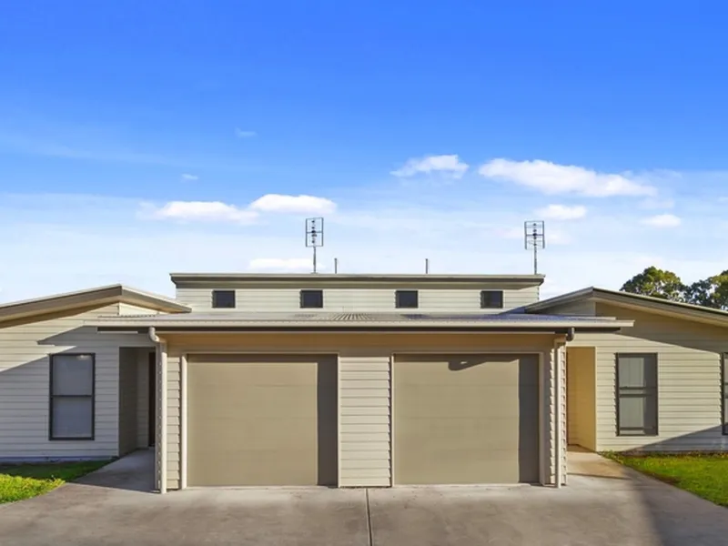 Modern Unit Southside Townhouse UNDER APPLICATION