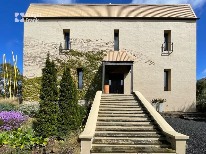 Wolkenstein. A residence and studio of both grand proportion and design.