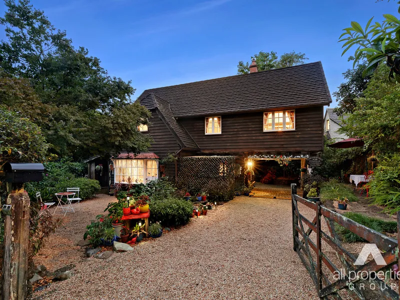 ICONIC ENGLISH COTTAGE COULD BE YOURS