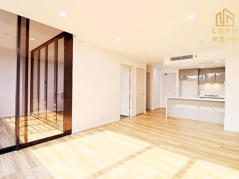 Full Facilities Apartment with Convenience Location!