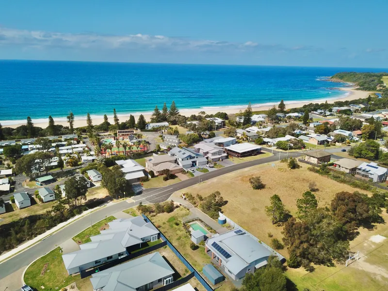 Brand new 4 bedroom villa.