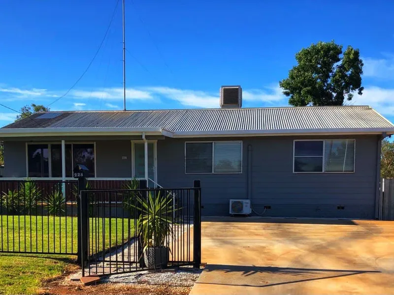 Ray White Condobolin