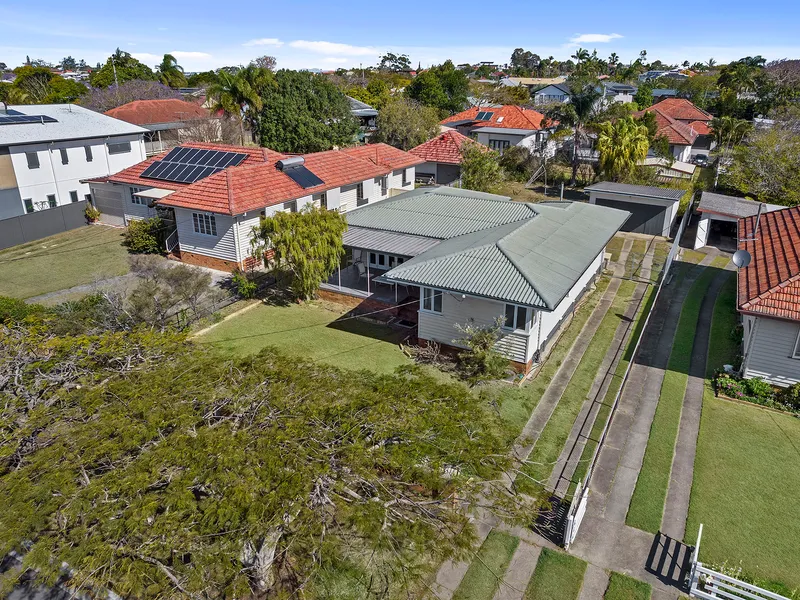 837sqm High on the Hill, Your Opportunity Awaits!!