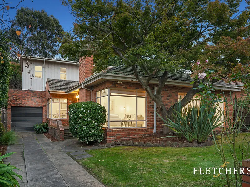 SPACIOUS HOME IN PREMIER FAMILY NEIGHBOURHOOD