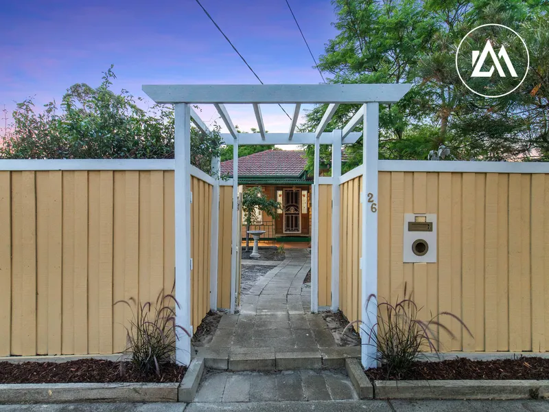 Classic Character On 654sqm (approx.) Allotment