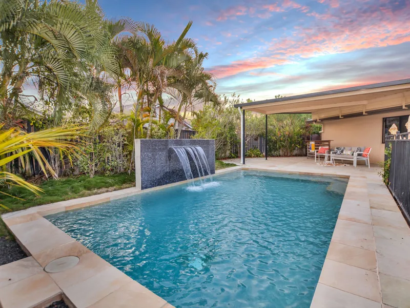 Entertainers Paradise & Close to the Beach!