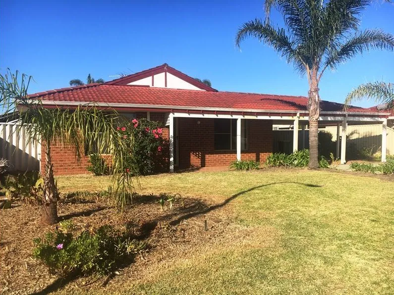 Under Offer with  Geoff Hitchcock 0407 987 255
