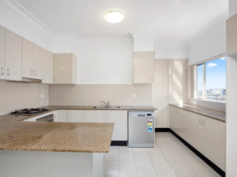OUTSTANDING SPACIOUS 1 BEDROOM UNIT- BEST IN THE DISTRICT