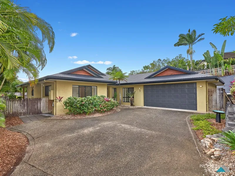 SPACIOUS FAMILY ENTERTAINER, SOUGHT AFTER SUBURB, GARDEN MAINTENANCE INCLUDED!