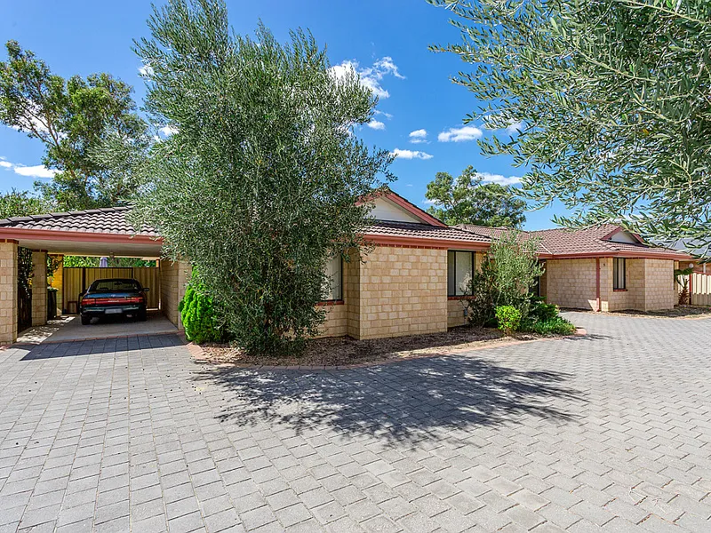 3x2 VILLA IN GREAT LOCATION              